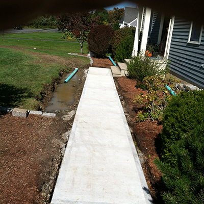 finished-concrete-walkway